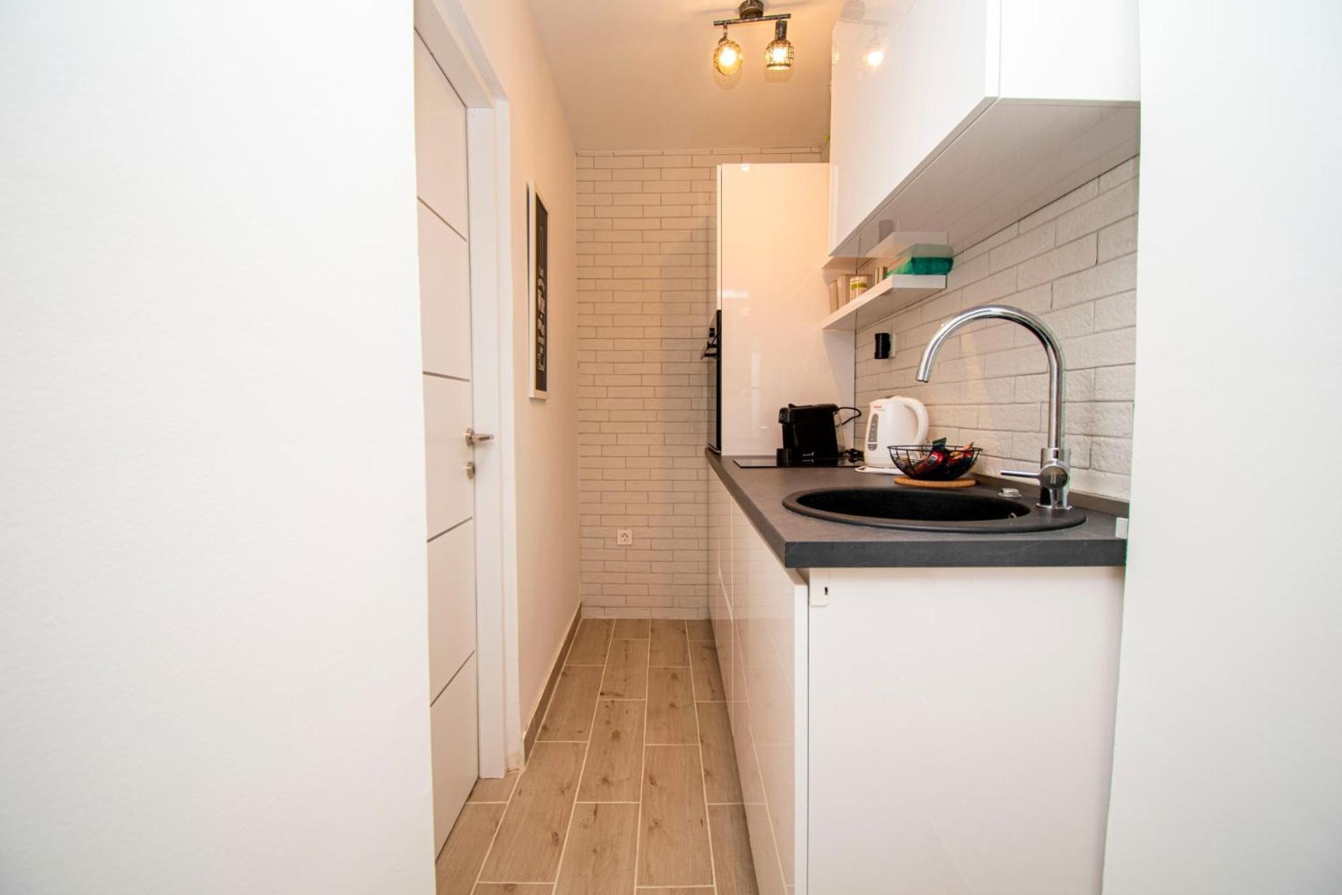 Oasis Apartment Pula Luaran gambar